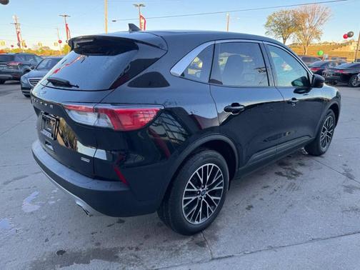 2022 Ford Escape PHEV SE
