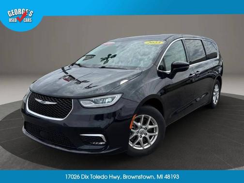 Black 2023 Chrysler Pacifica Touring-L