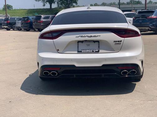 2021 Kia Stinger GT-Line