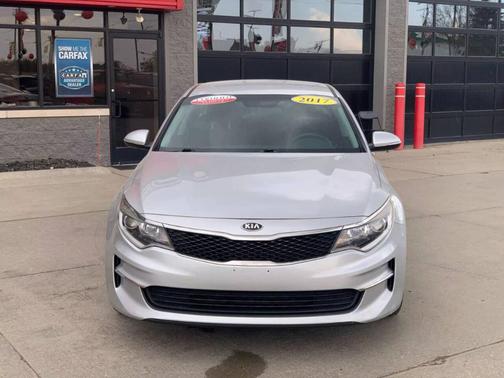 2017 Kia Optima LX