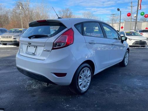 2016 Ford Fiesta S