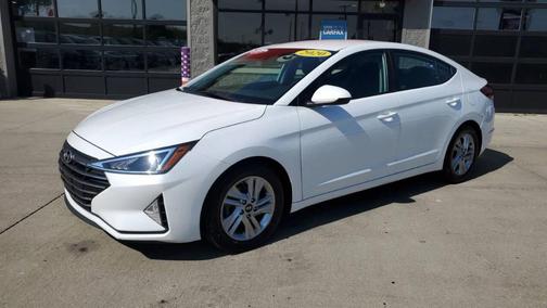 2020 Hyundai ELANTRA SEL