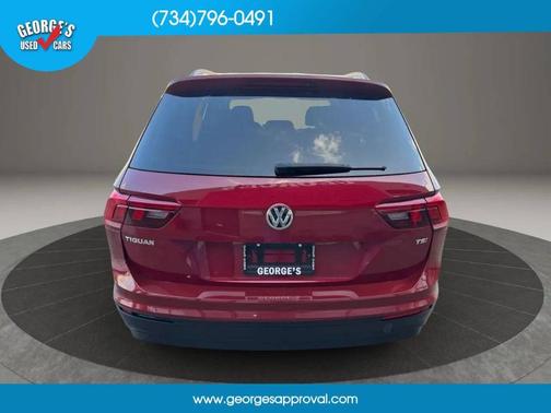 Cardinal Red Metallic 2018 Volkswagen Tiguan 2.0T S