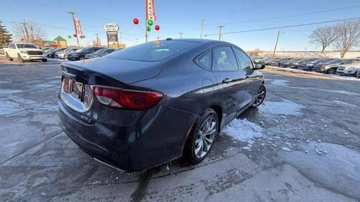 2016 Chrysler 200 S