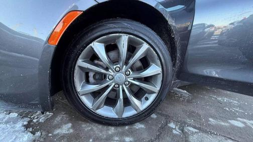 2016 Chrysler 200 S