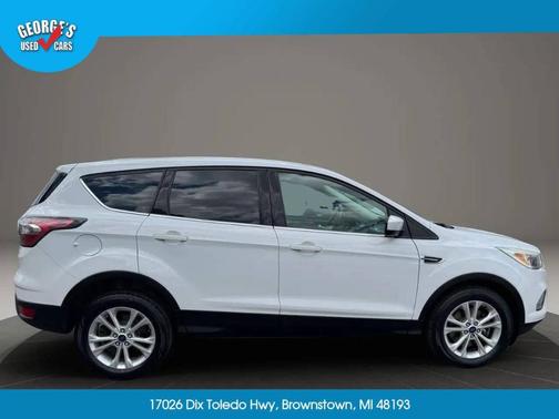 White 2017 Ford Escape SE