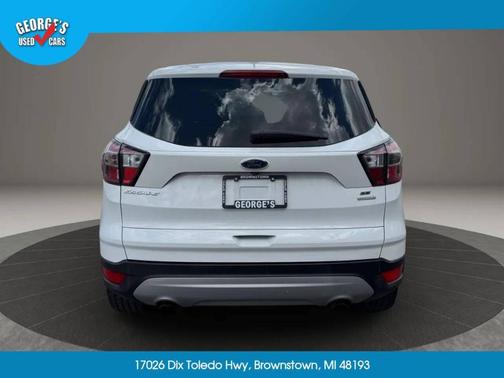 White 2017 Ford Escape SE