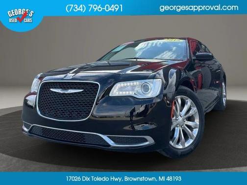 Black 2018 Chrysler 300 Touring