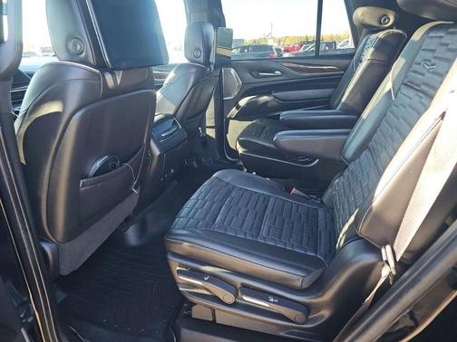 2021 Cadillac Escalade Sport Platinum