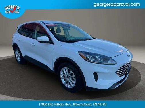 White 2021 Ford Escape SE