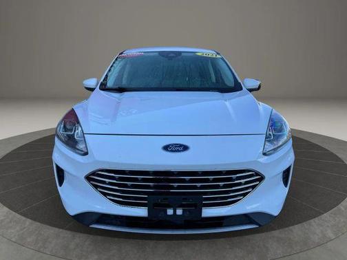 White 2021 Ford Escape SE