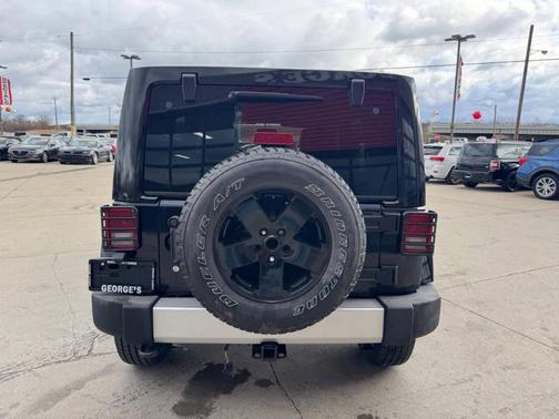 2011 Jeep Wrangler Unlimited Sahara
