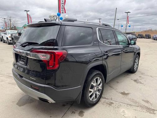 2021 GMC Acadia SLT