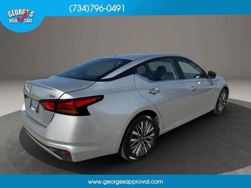 Silver 2024 Nissan Altima 2.5 SV