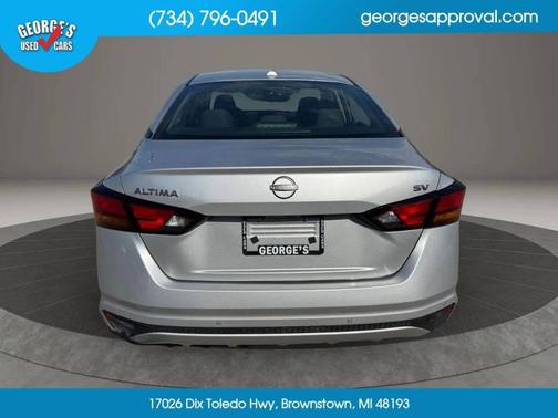 Silver 2024 Nissan Altima 2.5 SV