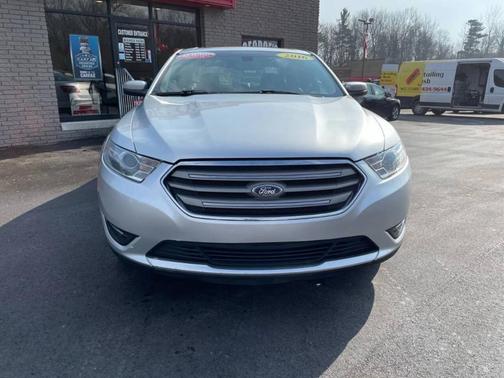 2016 Ford Taurus SEL