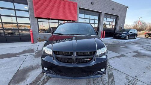 2016 Dodge Grand Caravan R/T