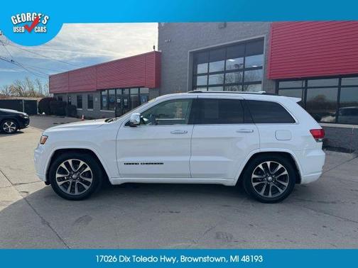 White 2017 Jeep Grand Cherokee Overland