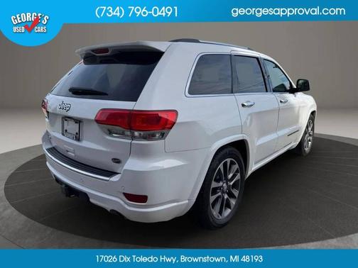 White 2017 Jeep Grand Cherokee Overland
