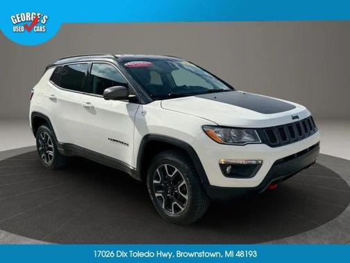 White 2019 Jeep Compass Trailhawk