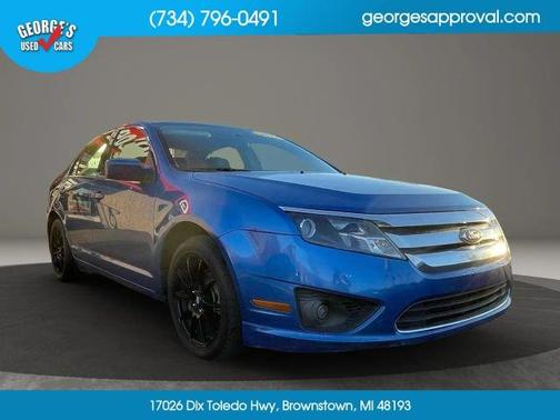 Blue 2011 Ford Fusion SE