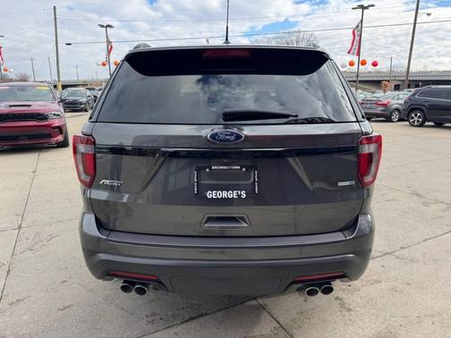 2019 Ford Explorer sport