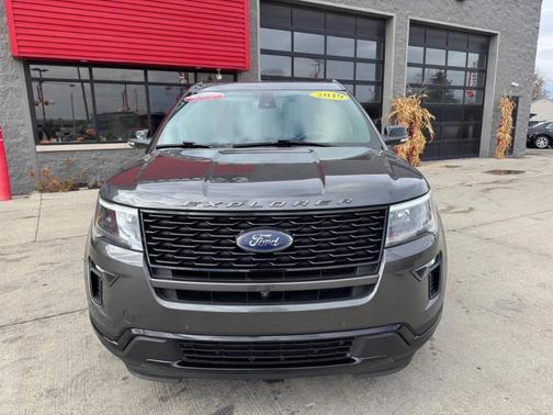 2019 Ford Explorer sport