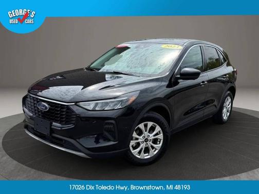 Black 2023 Ford Escape Active