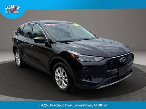 Black 2023 Ford Escape Active