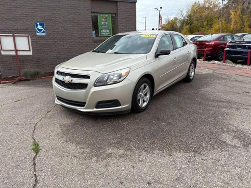 2013 Chevrolet Malibu 1LS