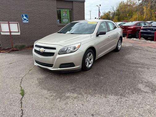 2013 Chevrolet Malibu 1LS
