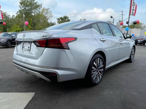 2024 Nissan Altima 2.5 SV