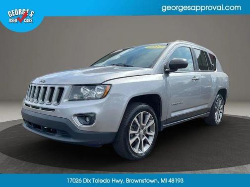 Silver 2017 Jeep Compass Sport