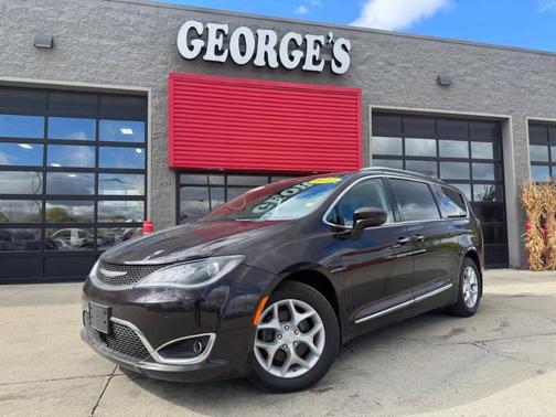 2017 Chrysler Pacifica Touring-L Plus