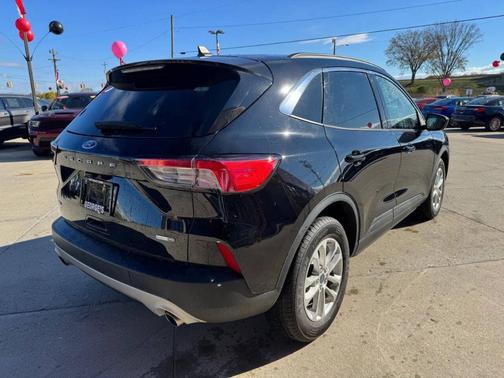 2020 Ford Escape SE