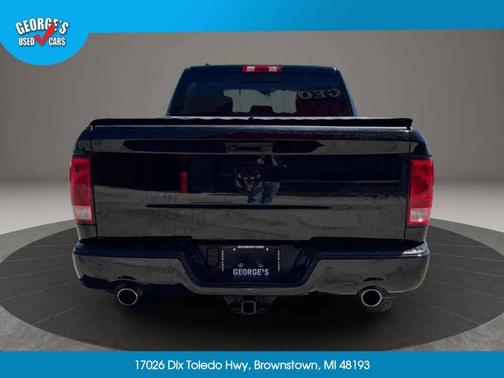 Black 2019 RAM 1500 SLT