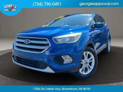 Blue 2017 Ford Escape SE
