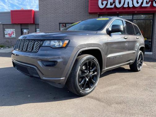 2021 Jeep Grand Cherokee Laredo