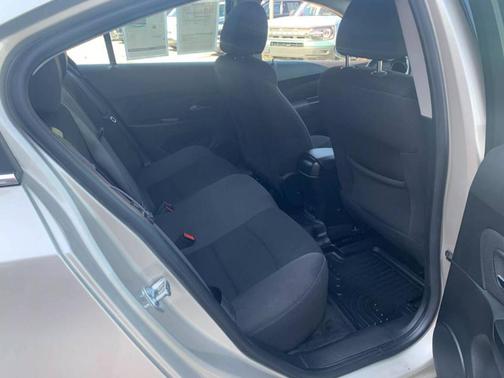 2013 Chevrolet Cruze 1LT