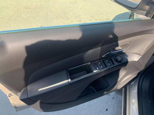 2013 Chevrolet Cruze 1LT