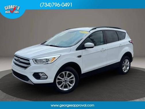 White 2017 Ford Escape SE