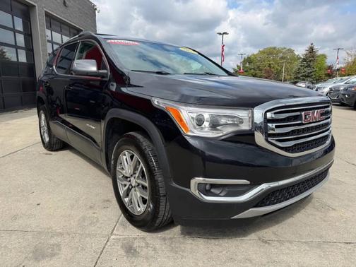 2017 GMC Acadia SLE-2