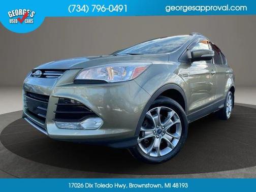 Green 2013 Ford Escape SEL