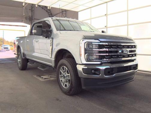 2024 Ford F-350 Lariat Super Duty