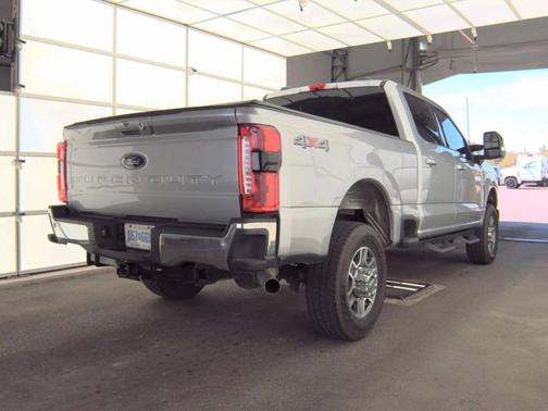 2024 Ford F-350 Lariat Super Duty