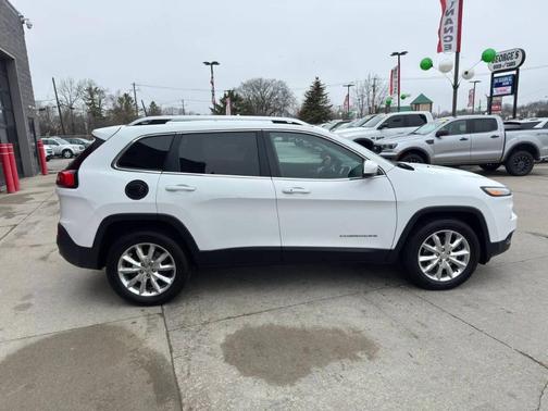 White 2016 Jeep Cherokee Limited