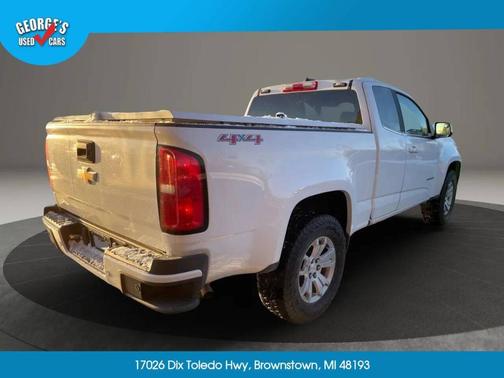 White 2020 Chevrolet Colorado LT