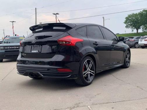 2017 Ford Focus ST Base
