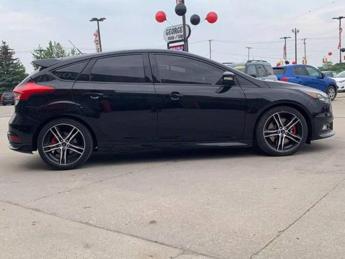 2017 Ford Focus ST Base