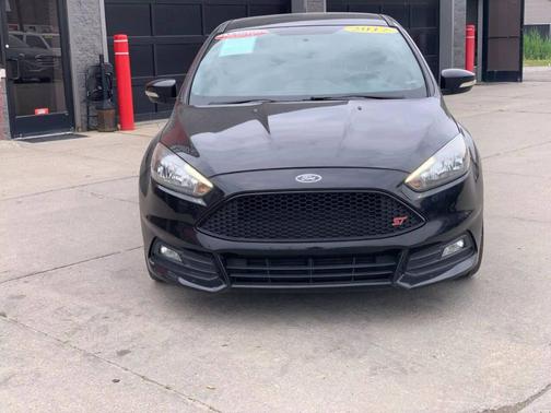 2017 Ford Focus ST Base